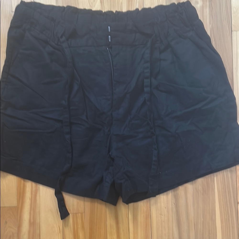 Black shorts linen and cotton